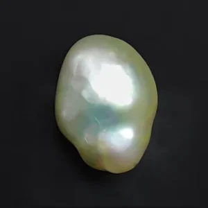 Keshi Pearl - 3.69 Carats