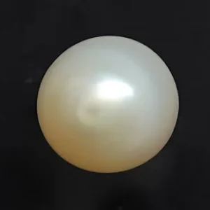 Keshi Pearl - 3.29 Carats