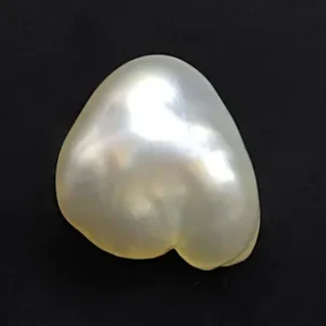 Keshi Pearl - 3.71 Carats